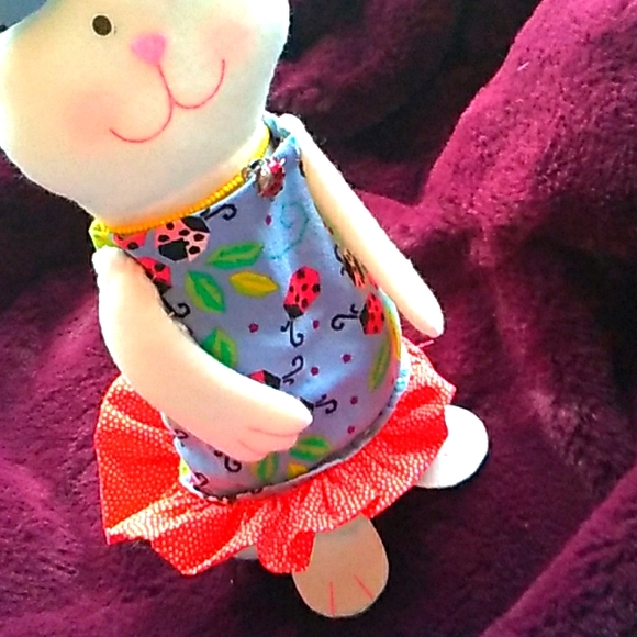 Ladybug bunny decor - Picture 3 of 4